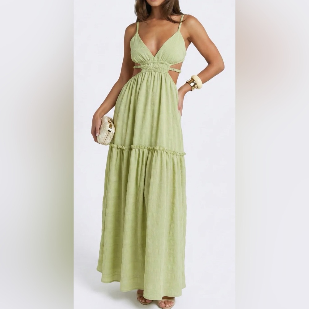 Elegant Green Maxi Dress